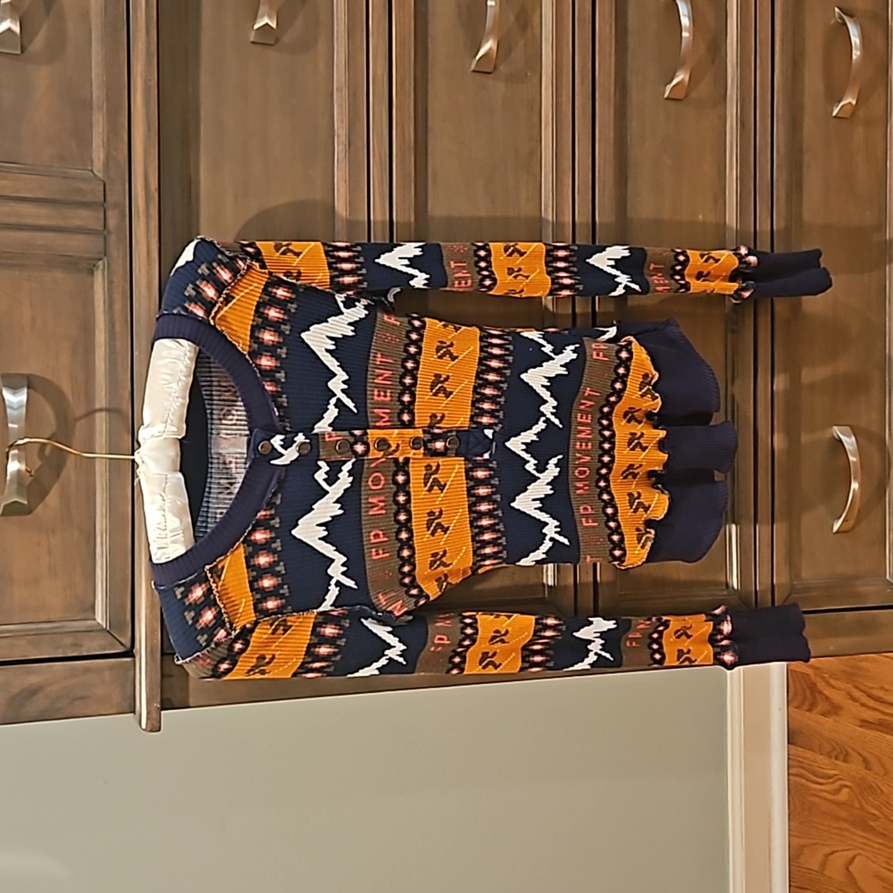 FREE PEOPLE Movement button down thermal